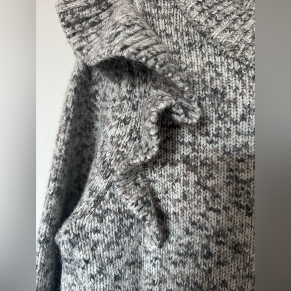 Universal Thread Knit Sweater - Picture 3 of 5